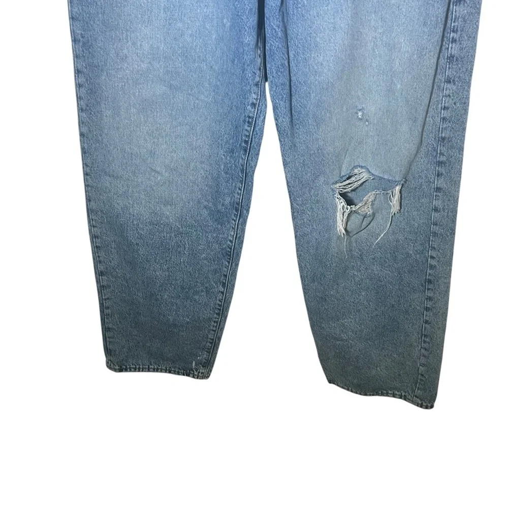 GAP light blue